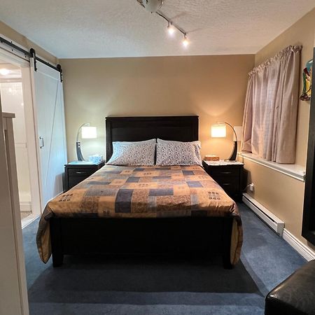 Little Bear Garden View Suites-Hummingbird Royston Esterno foto
